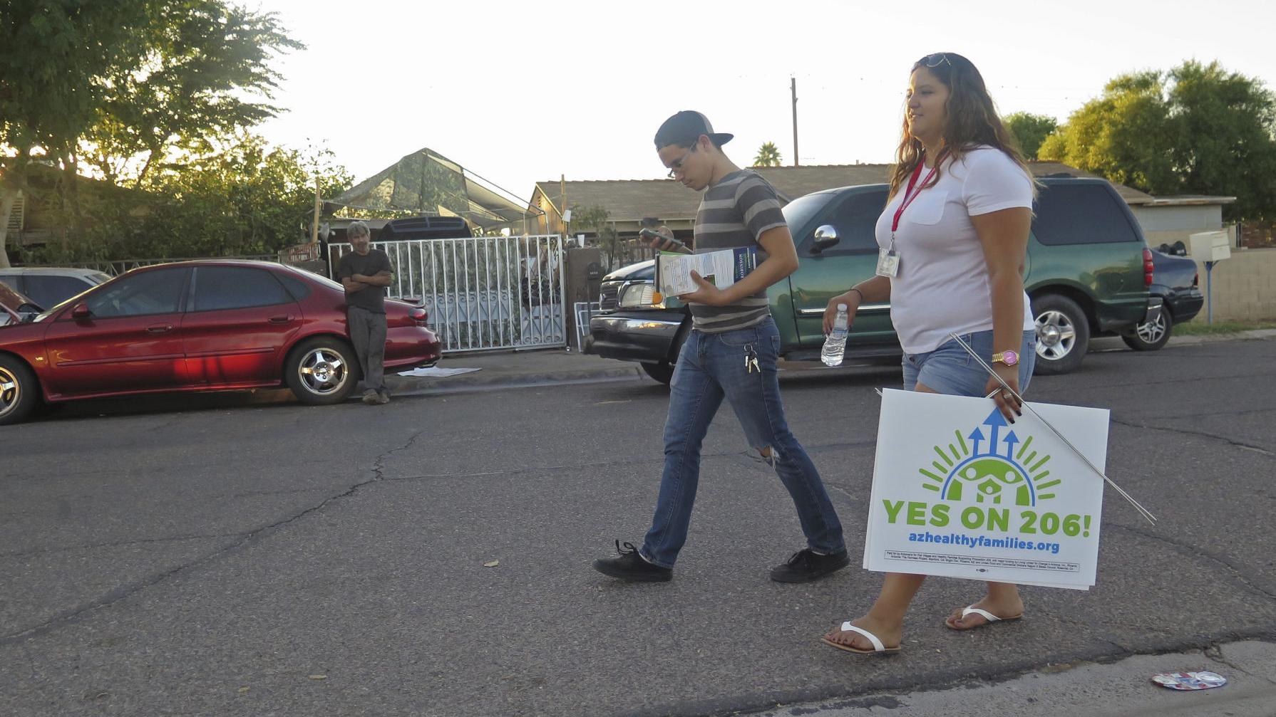 Political Notebook: 2 Arizona chambers came too late to minimum-wage fight